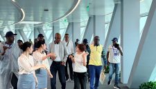 Xinhua Silk Road: Jurnalis Muda Afrika Jajaki Peluang Kerja Sama Baru Tiongkok-Afrika di …