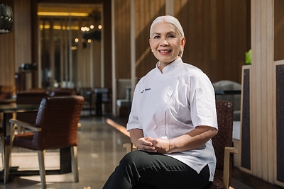 The Ritz-Carlton, Bali Mempersembahkan Bejana by Petty Elliott, Menghormati Warisan Kuliner Indonesia dalam …