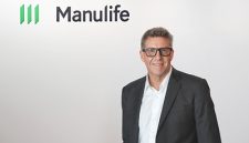 Manulife Tunjuk Jeremy Young sebagai Chief Distribution Officer, Internasional Brokerage, Global High-Net-Worth untuk … Manulife Tunjuk Jeremy Young sebagai Chief Distribution Officer, Internasional Brokerage, Global High-Net-Worth untuk …